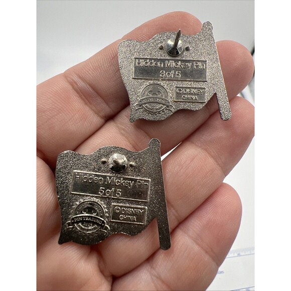 Disney Trader Pin Lot Hidden Mickey Flag & Mickey Mouse & Friends Tangram Pins - Picture 8 of 8